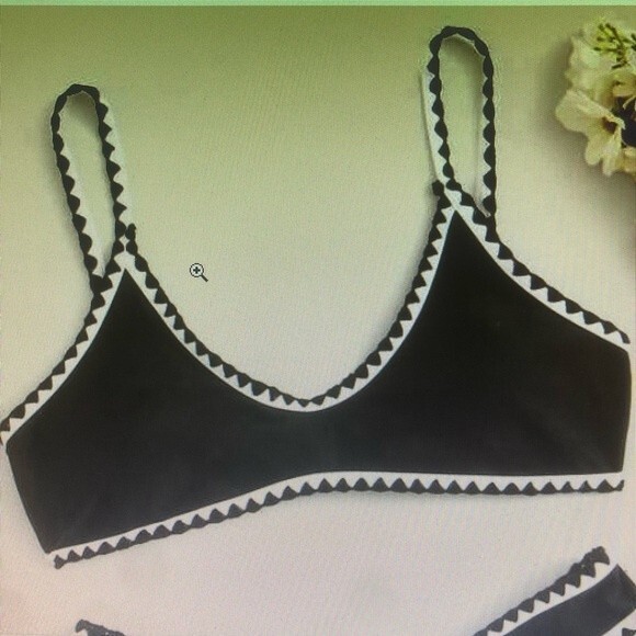 SHEIN Small Black White Contrast Binding Rickrack Bikini Top Swimsuit Padded - Picture 2 of 9